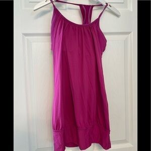 Lululemon tank